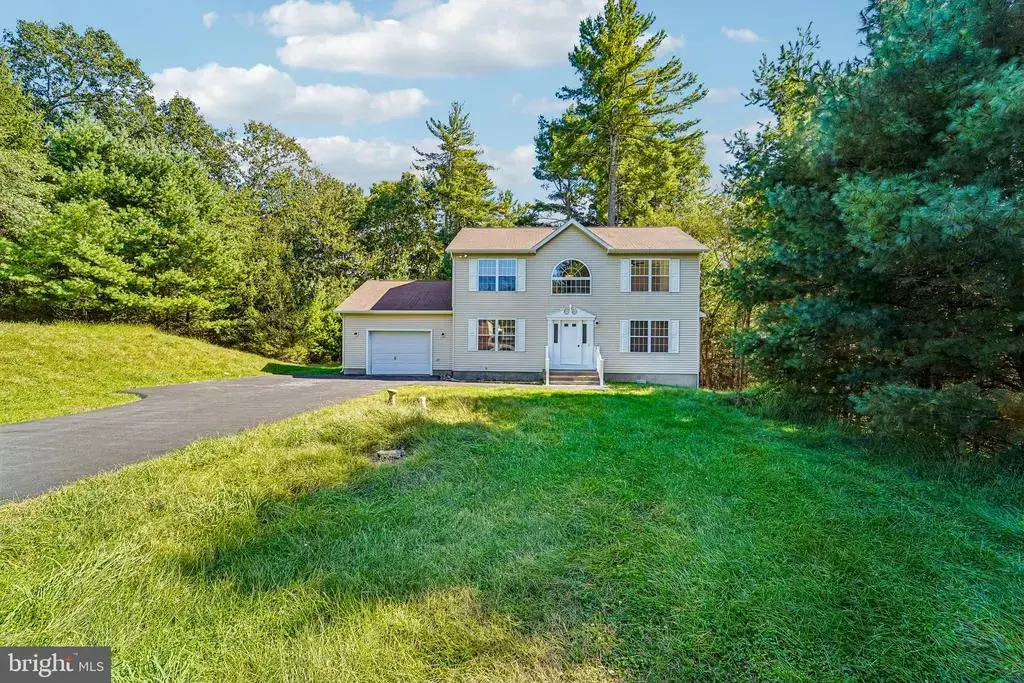 110 Estate Dr, EAST STROUDSBURG