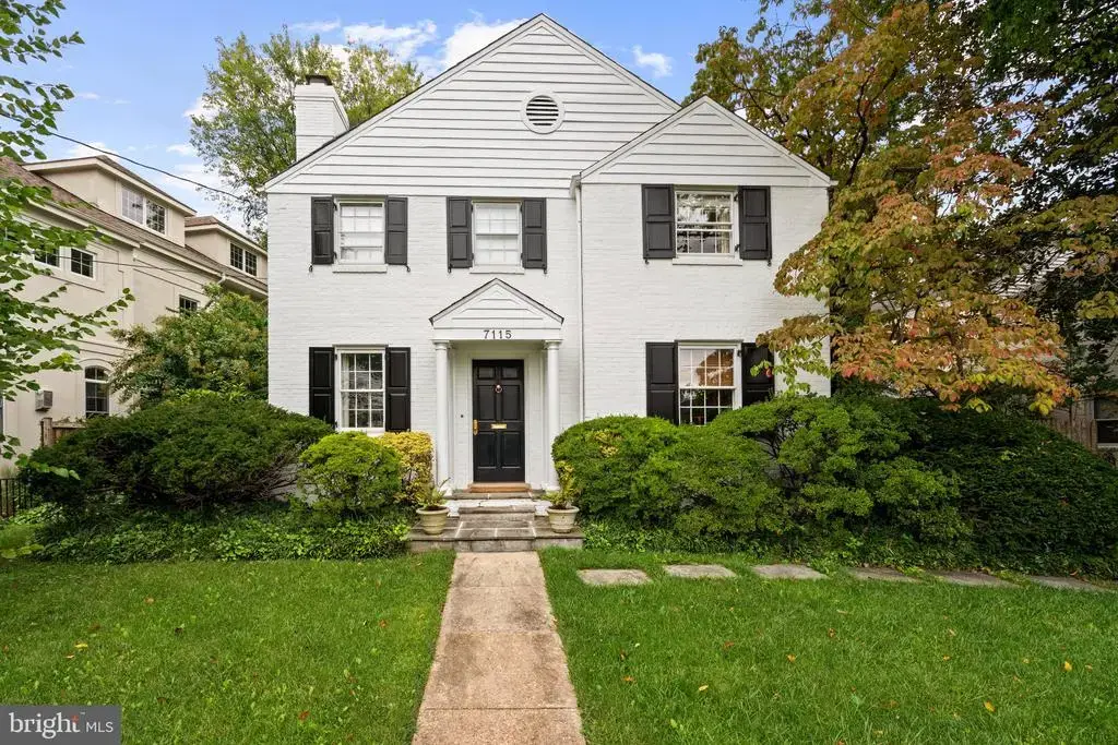 7115 Exfair Rd, BETHESDA