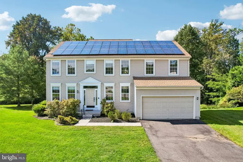 608 Lilac Way, MEDIA