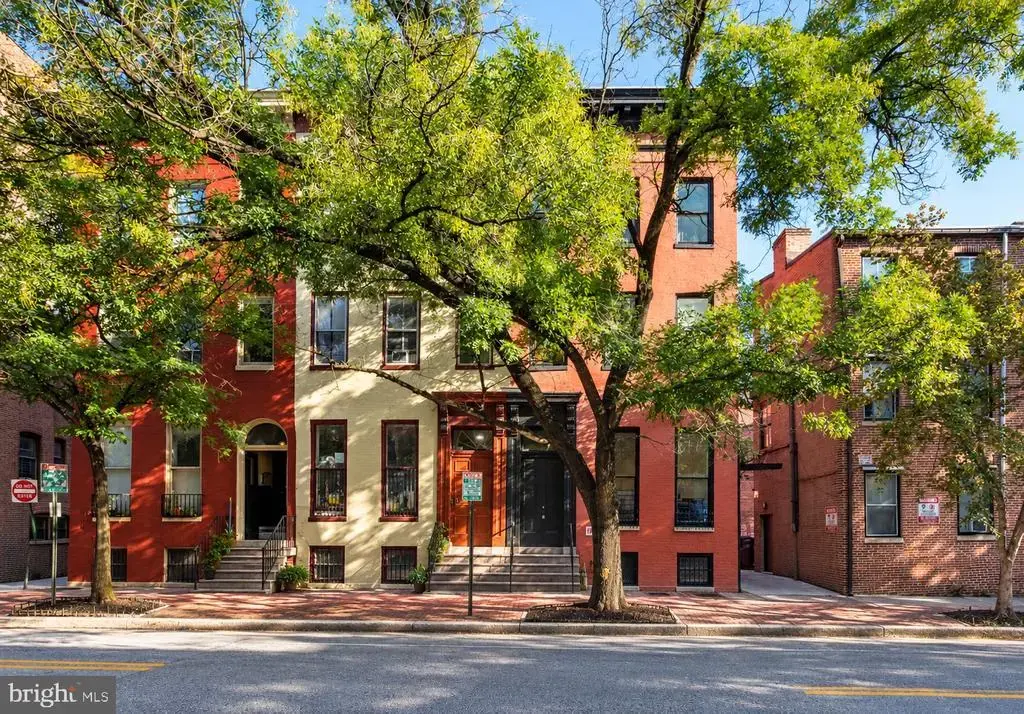 14 E Read St, BALTIMORE