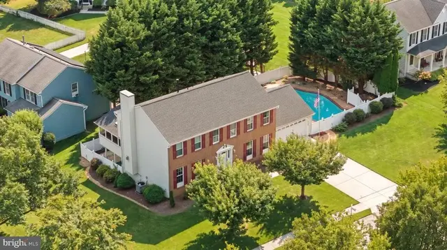 7893 James Ave, Ellicott City