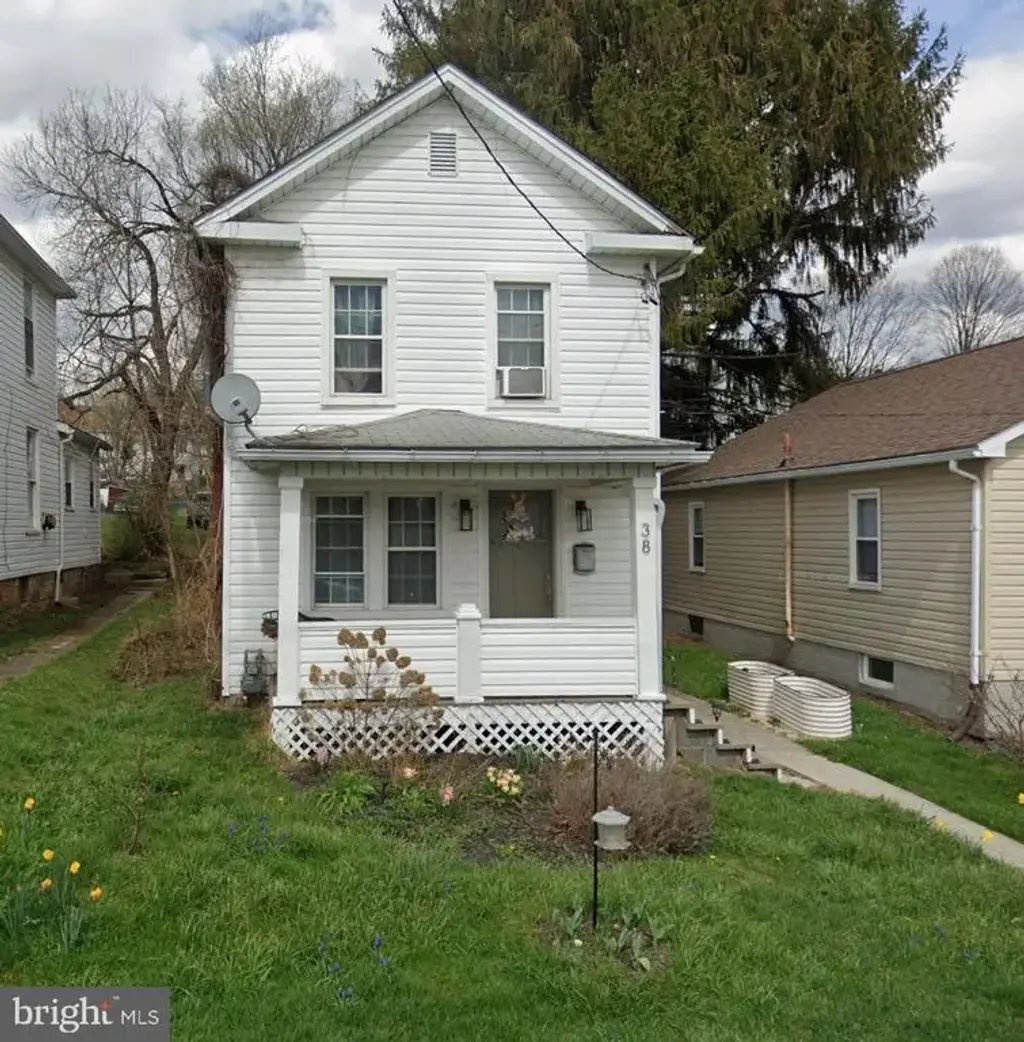 38 Mcculloh St, FROSTBURG
