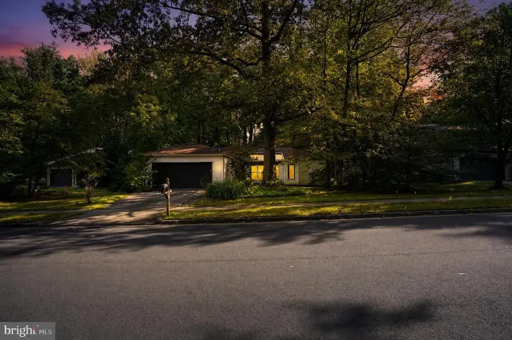 12382 Copenhagen Ct, RESTON