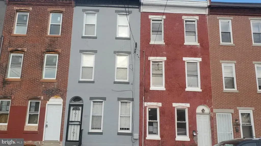 2031 N 9th St, PHILADELPHIA