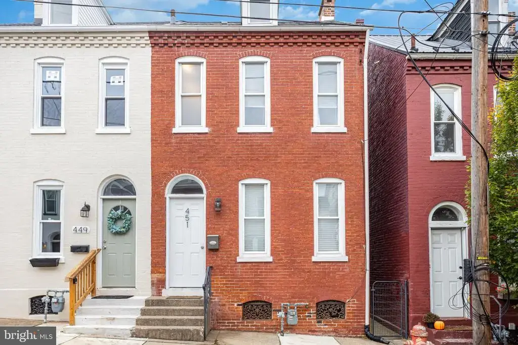 451 S Plum St, LANCASTER