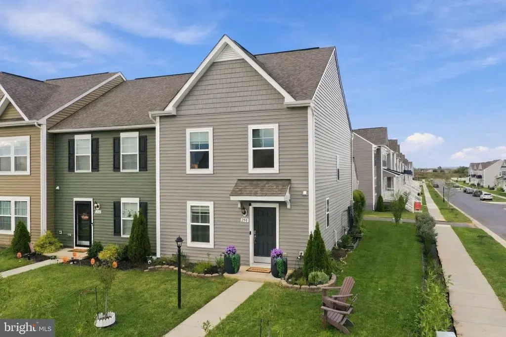 258 Battlefield Dr, CHARLES TOWN