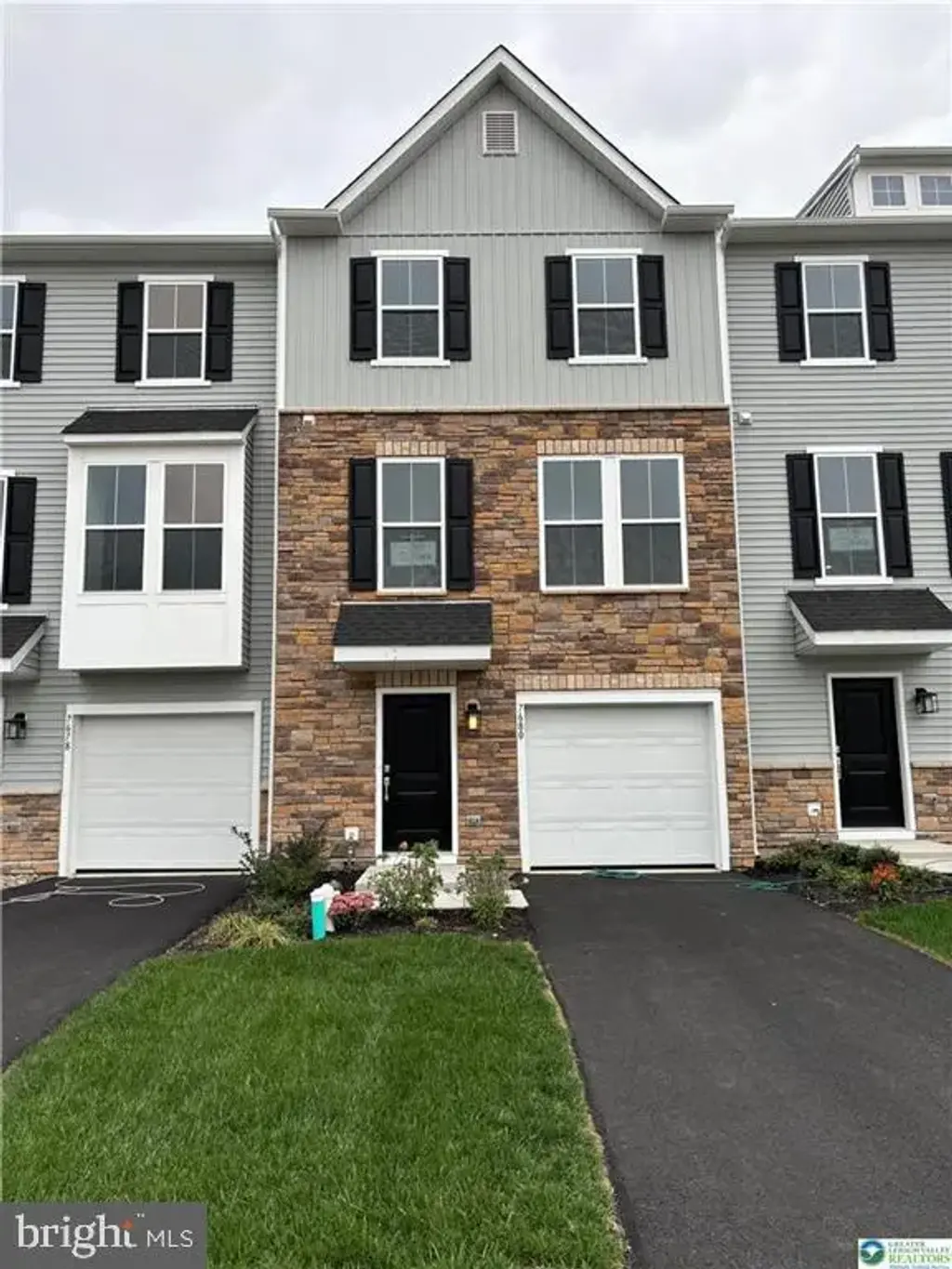 7680 Clayton Ave, COOPERSBURG