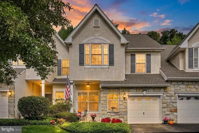 24 Kennedy Dr, Downingtown