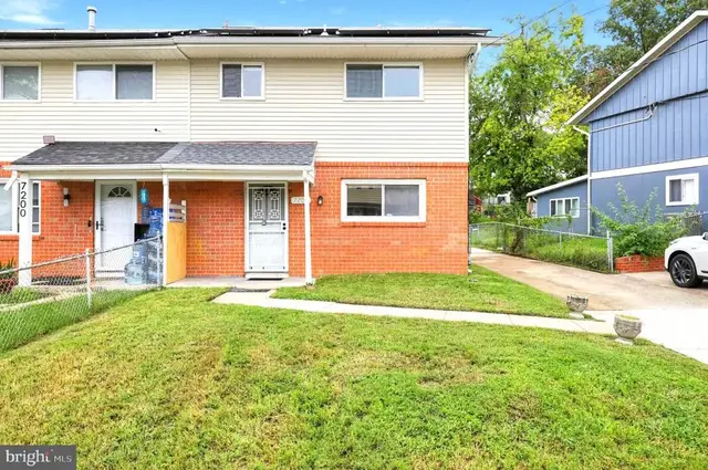 7202 G St, Capitol Heights