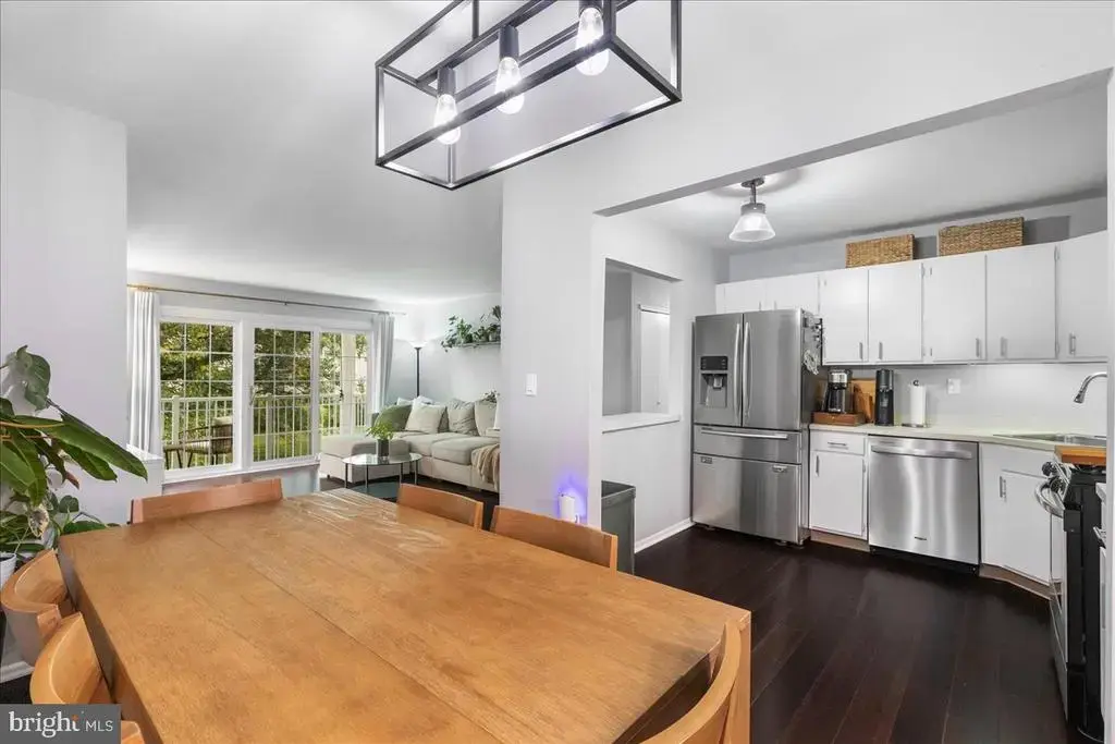 36 Lehavre Ct, HAMILTON