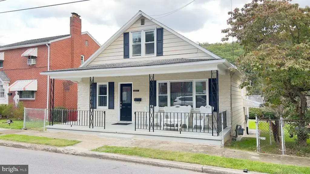 1037 Myrtle St, CUMBERLAND