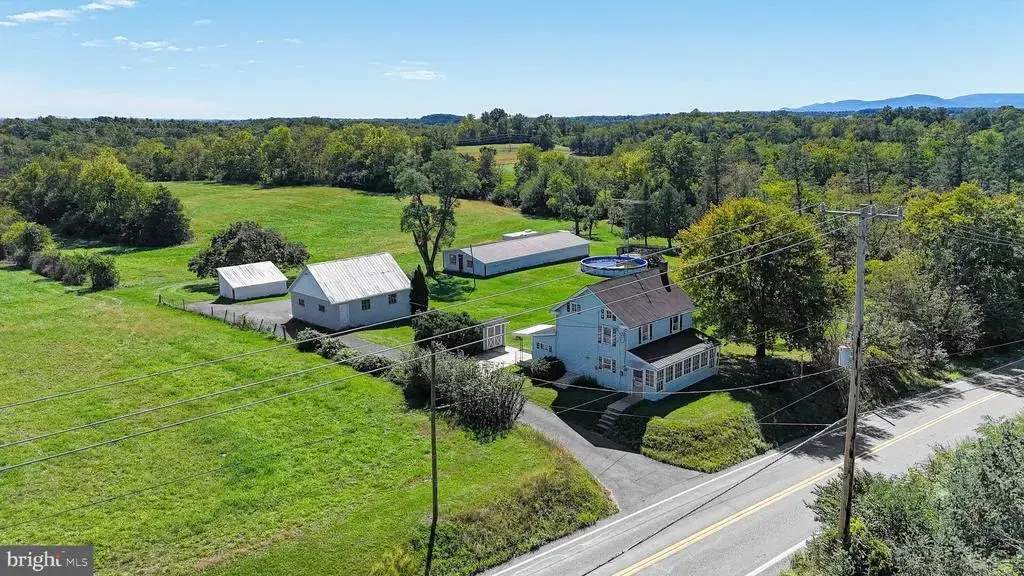 3244 Warm Spring Rd, CHAMBERSBURG