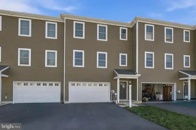 111 Meadowbrook Ln, New Providence