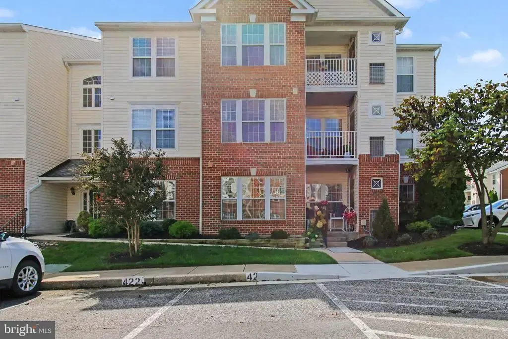 18-d Brook Farm Ct #18d, PERRY HALL