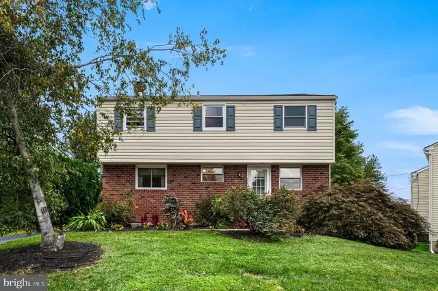 260 Heather Rd, King Of Prussia
