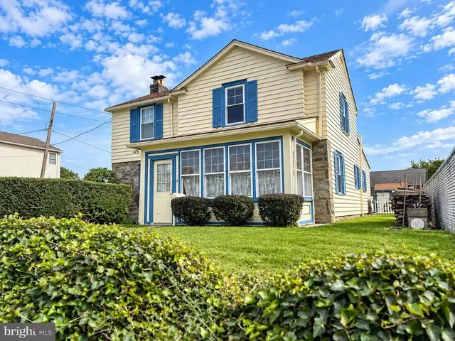 7329 Dungan Rd, Philadelphia