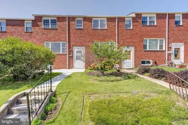 913 Regina Dr, Baltimore