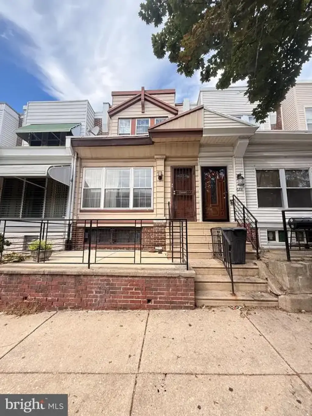 6233 Pine St, PHILADELPHIA