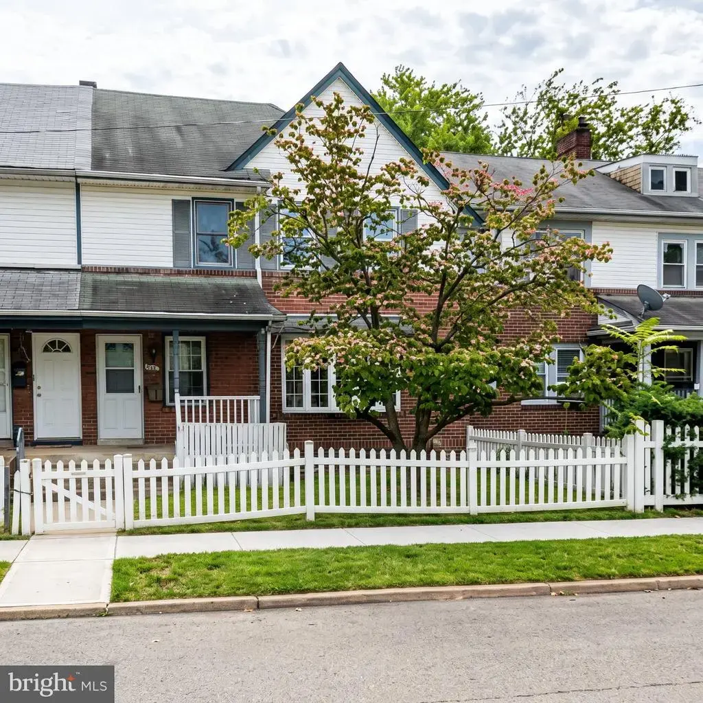 1926 Trenton Ave, BRISTOL