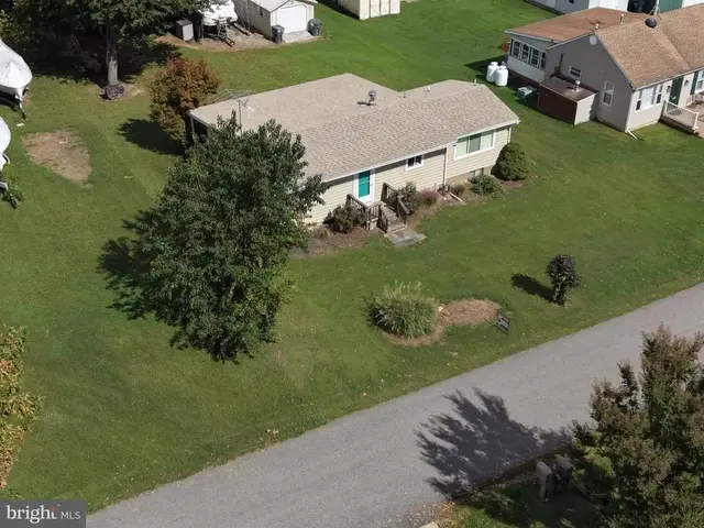 17 Midway Dr, Earleville