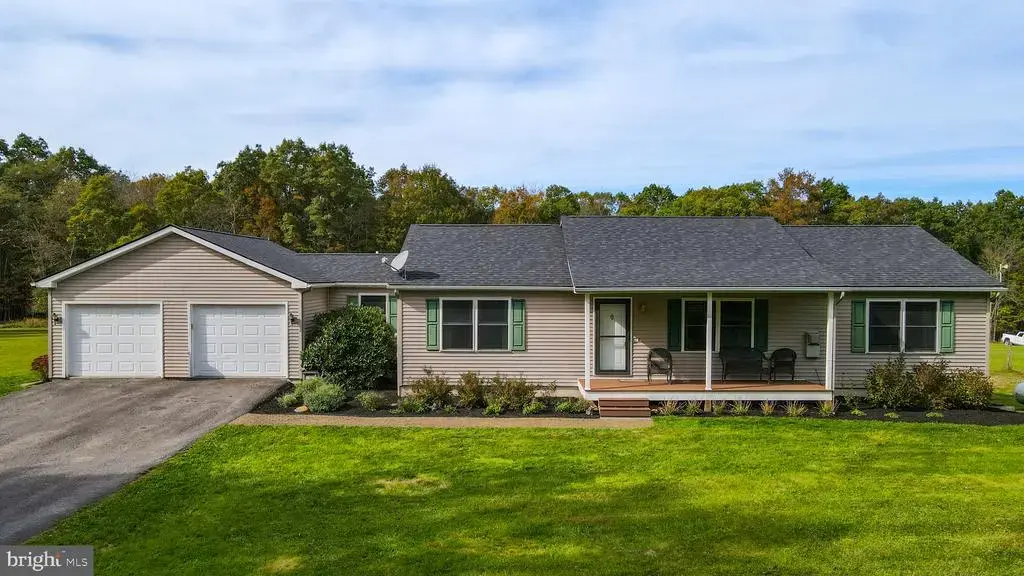 335 Pergin Farm Rd, OAKLAND