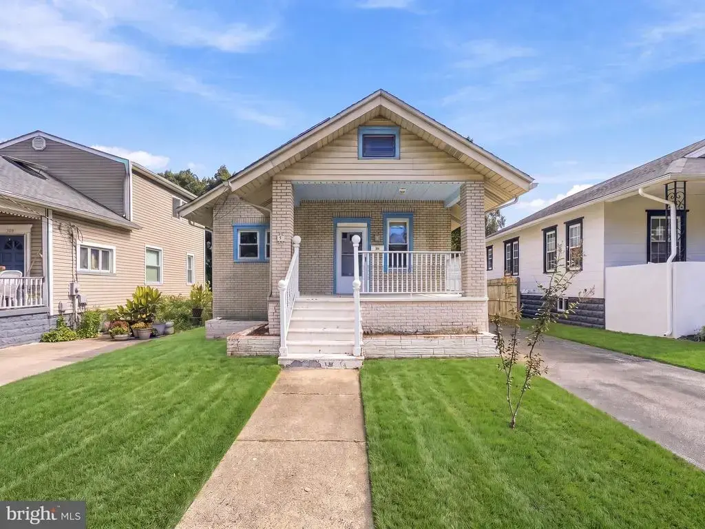 304 Woodlawn Ter, COLLINGSWOOD