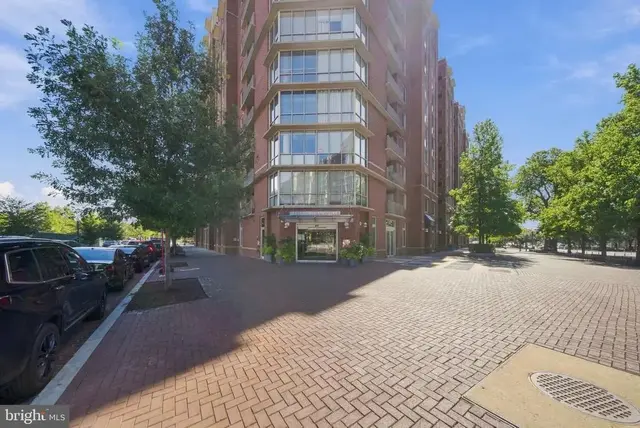 1000 New Jersey Ave Se #1022, Washington
