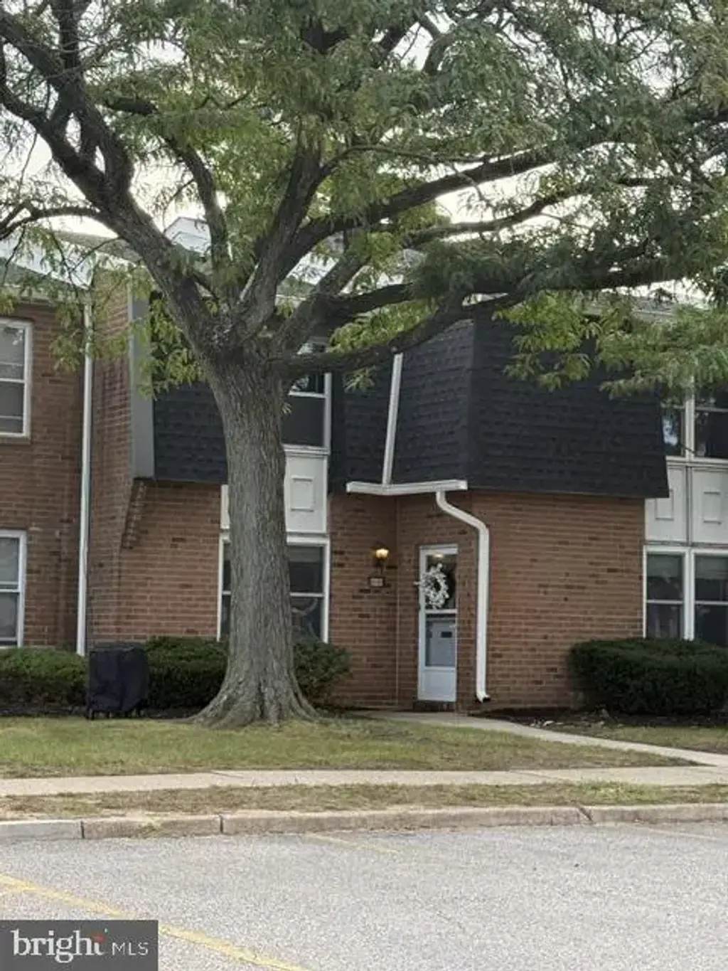 2016 Harbour Dr E, PALMYRA