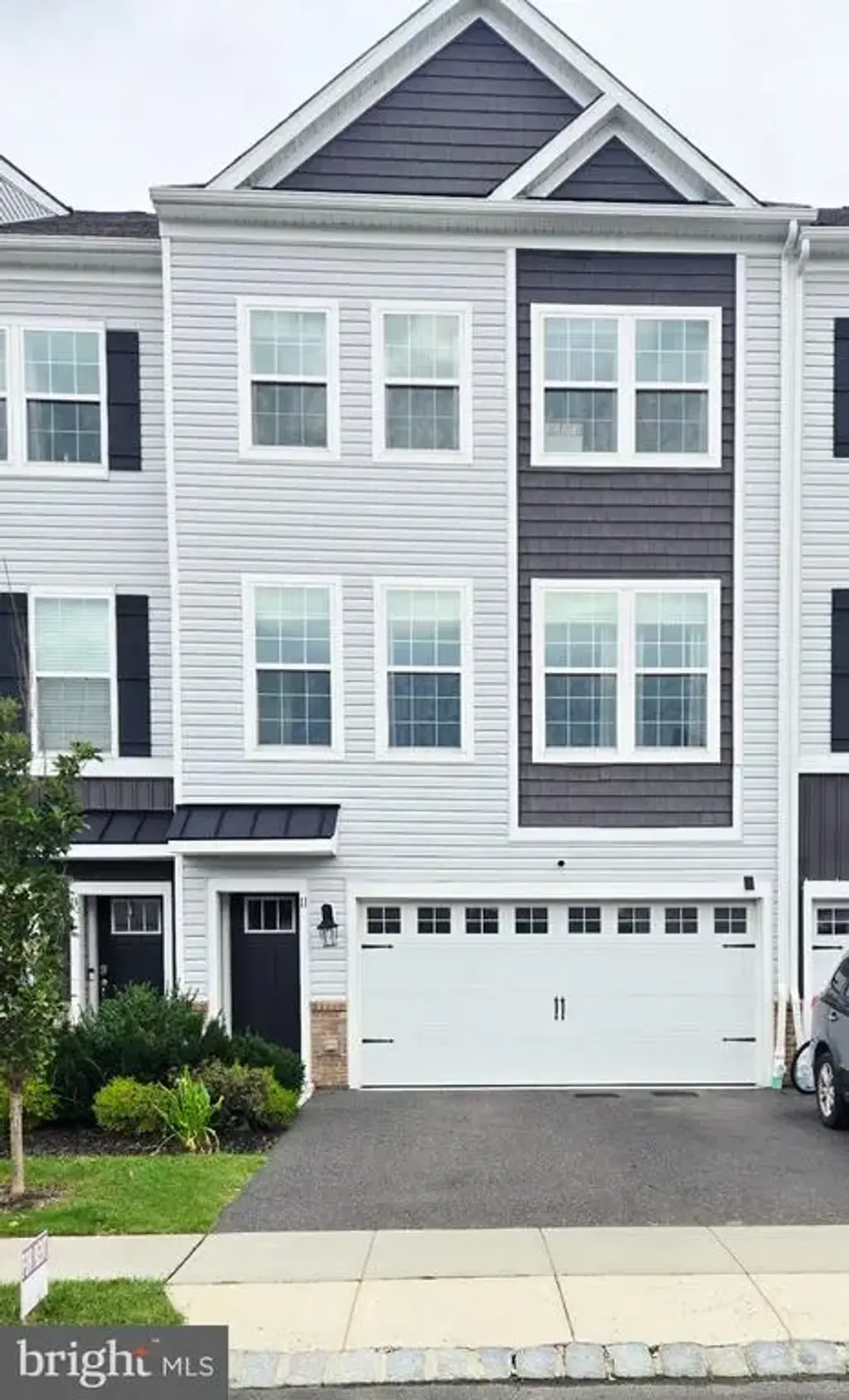 11 Autumn Park Blvd, MEDFORD