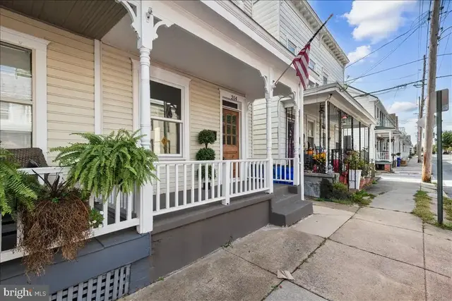 204 E 5th St, Frederick