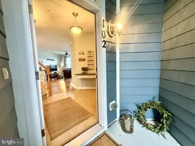 10800 Navy Page Ln #102, Berlin