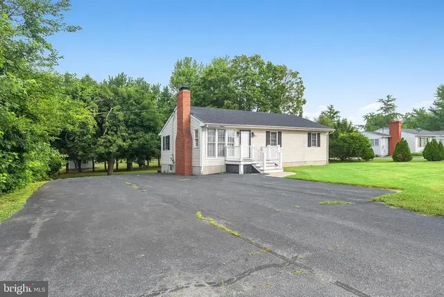 896 Washington Ave, Chestertown