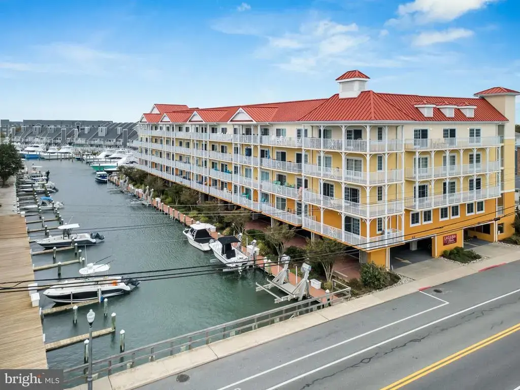 301 14th St #405, OCEAN CITY