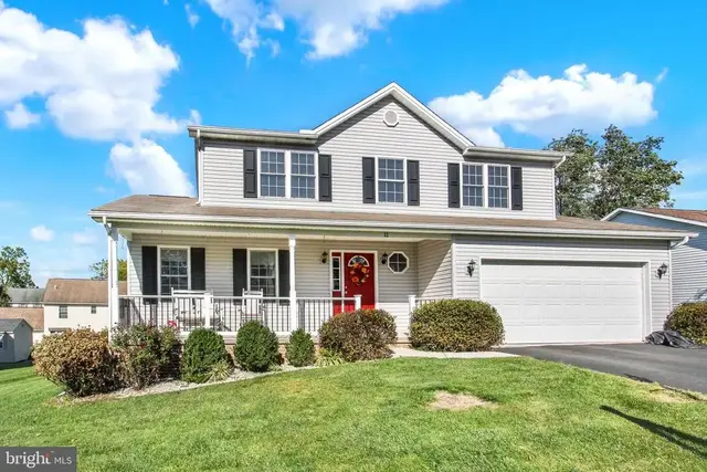 11 Dove Ct, Dillsburg