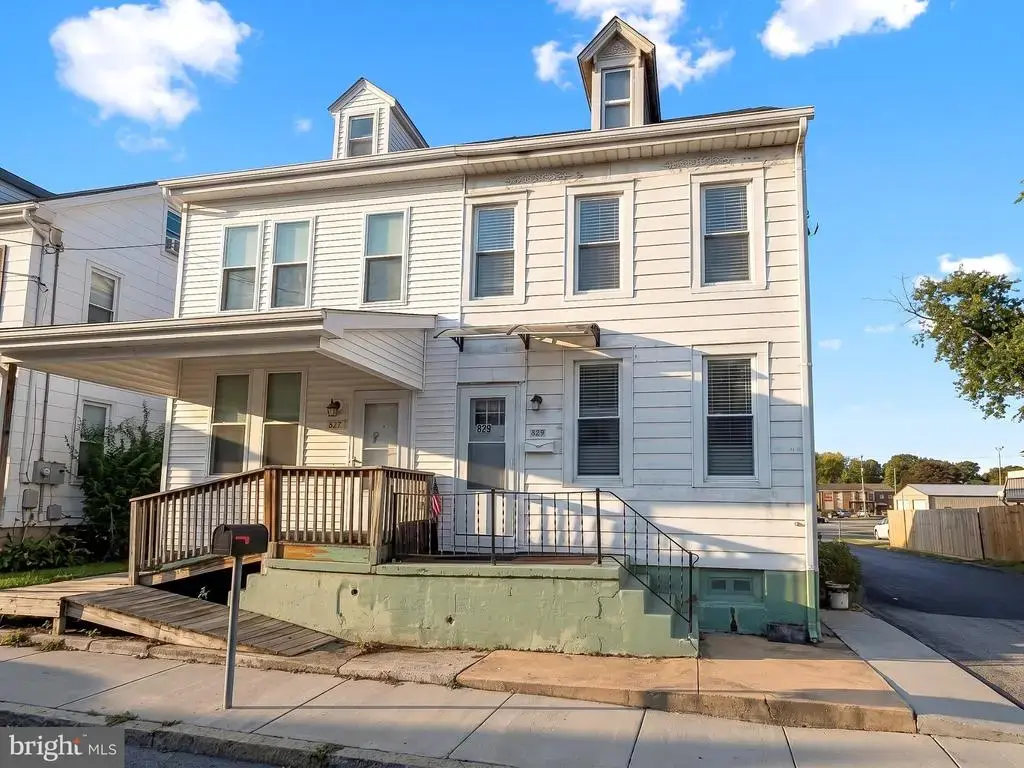 829 E Poplar St, YORK