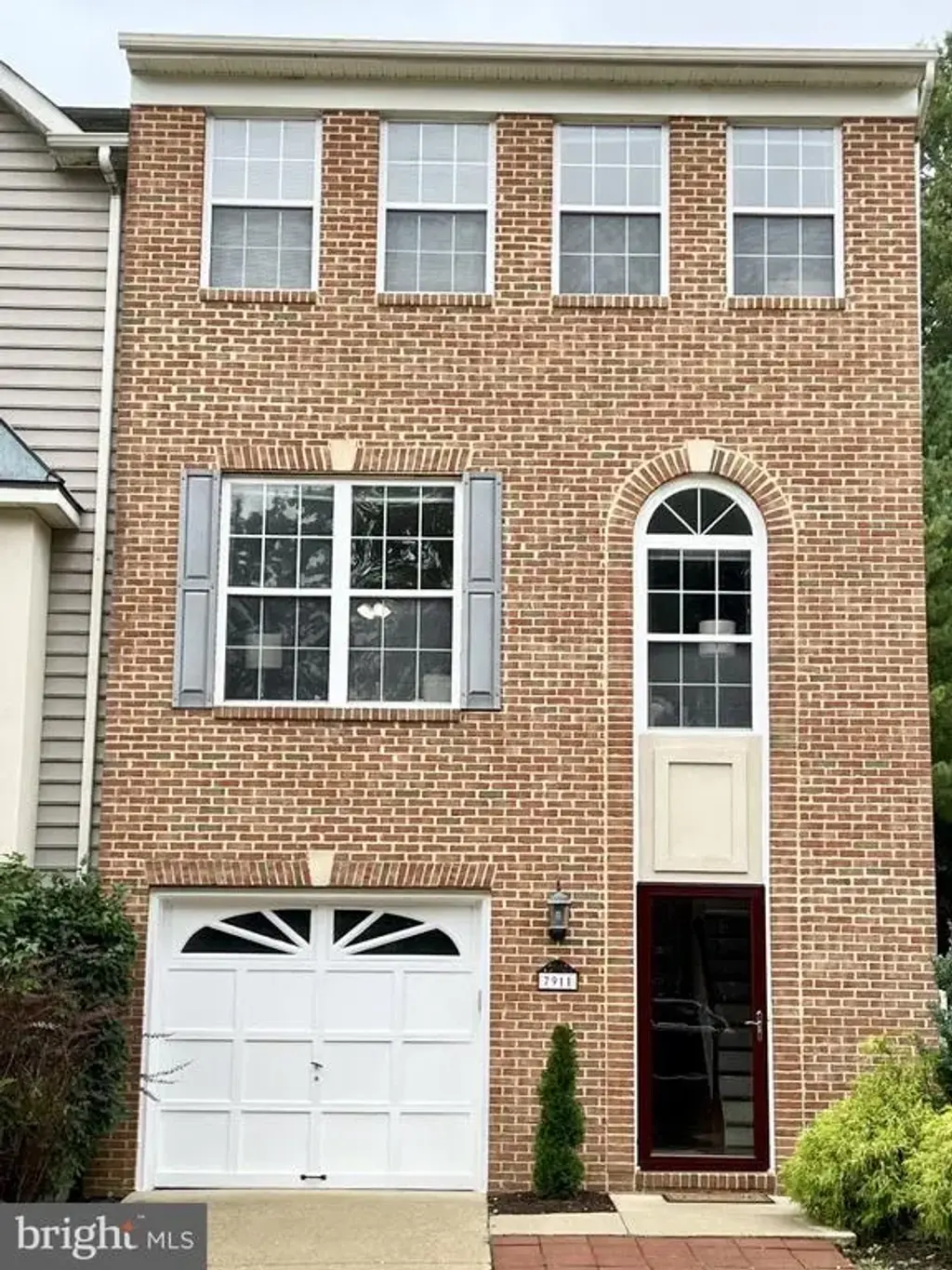 7911 Barclay Pl, WHITE PLAINS