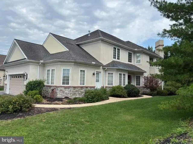 224 Settlers Bnd, Lancaster