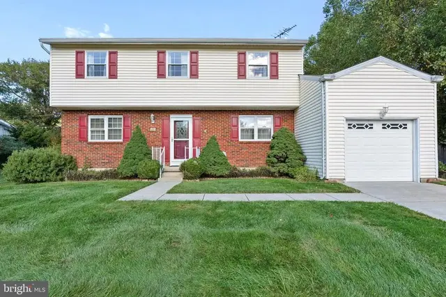 121 Lamport Rd, Reisterstown