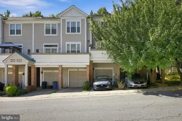 10320 Royal Woods Ct, Montgomery Village