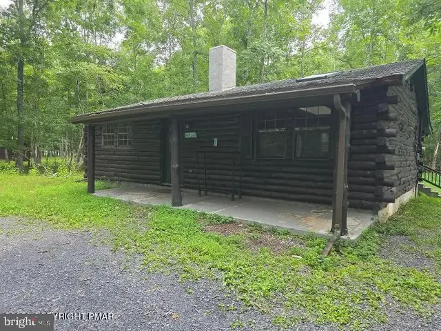 118 Barren Rd, East Stroudsburg