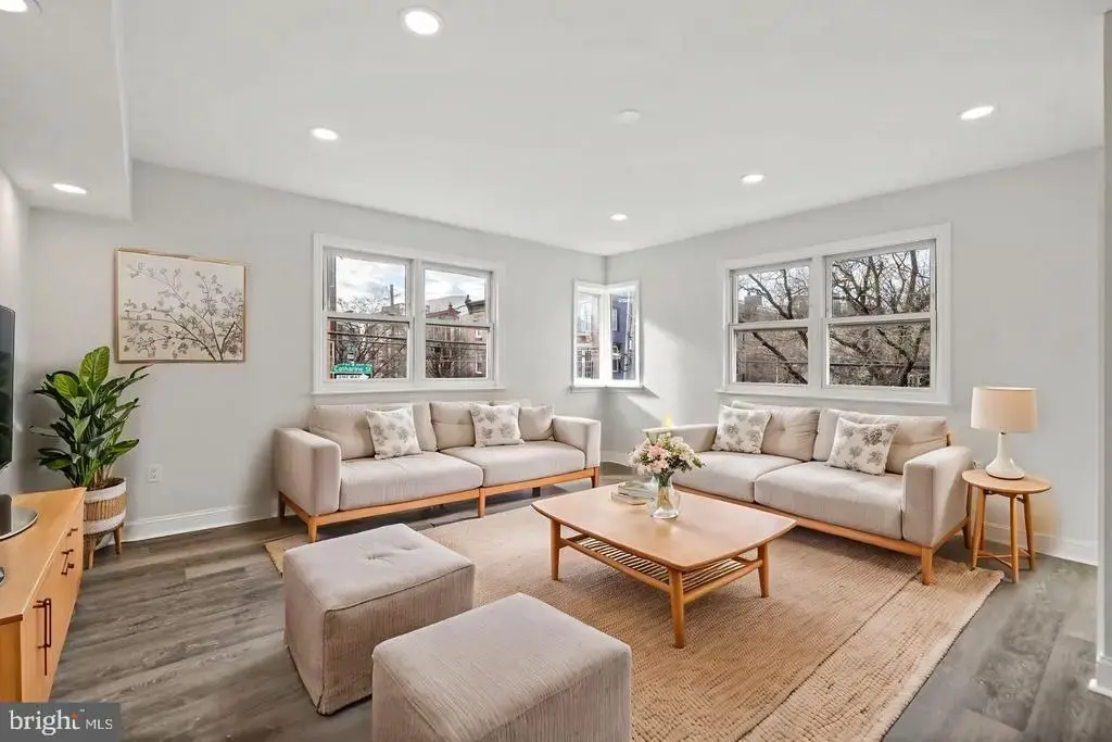 785 S 6th St #2nd Fl, PHILADELPHIA