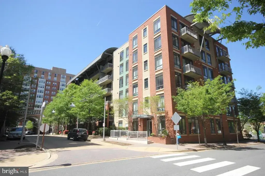 1200 N Hartford St N #506, ARLINGTON