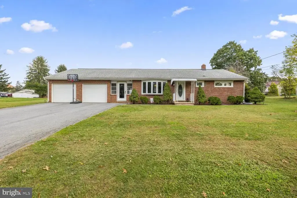 3 Della Ln, BOONSBORO