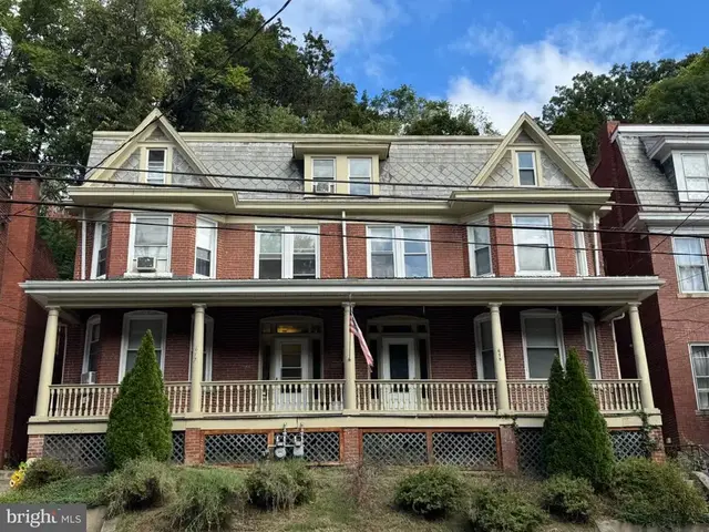 615 Greene St #2, Cumberland