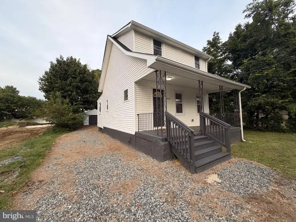 215 Thomas Ave N, LAWNSIDE