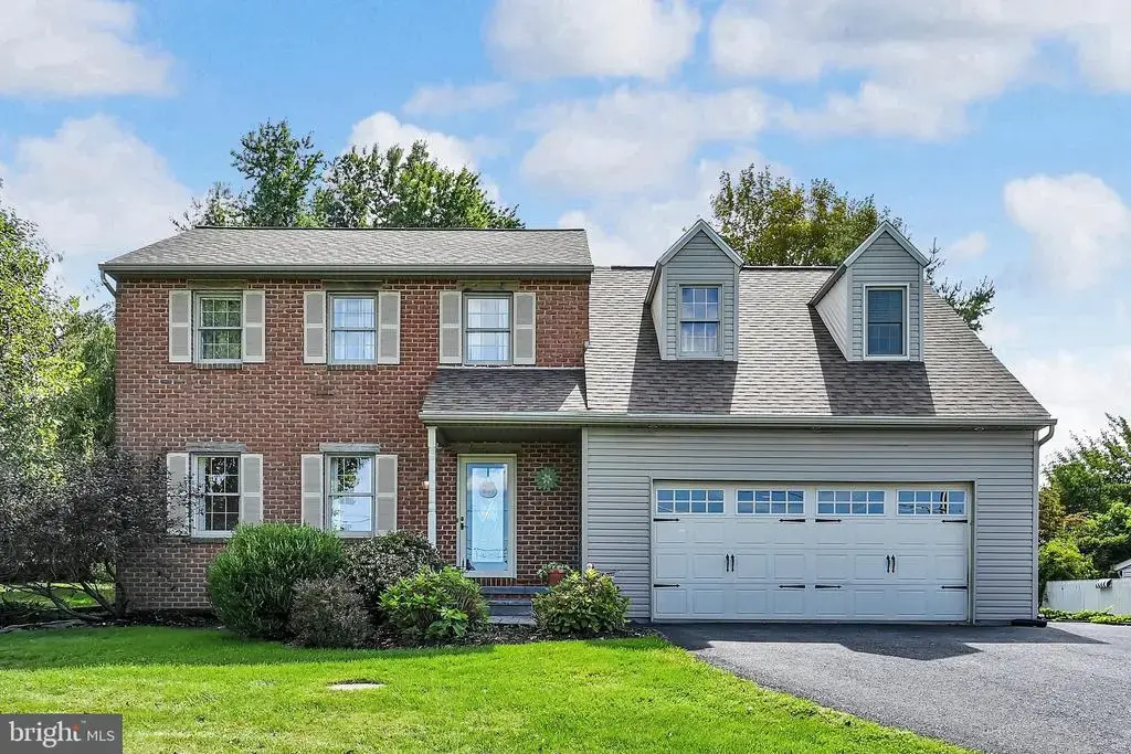 690 W Church Rd, EPHRATA
