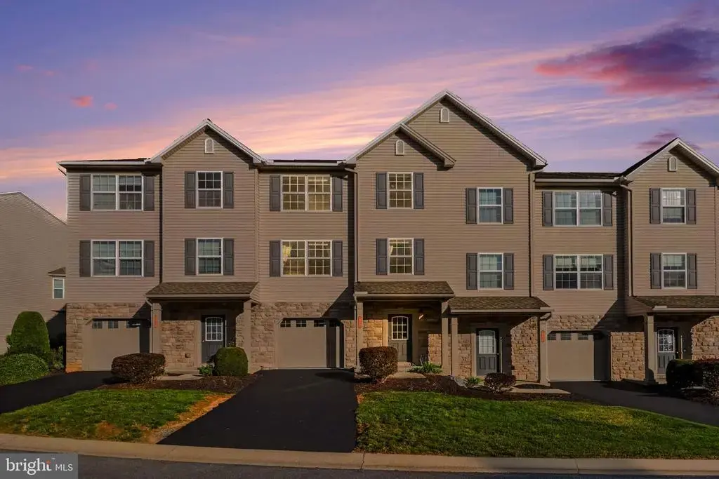 6205 Galleon Dr, MECHANICSBURG