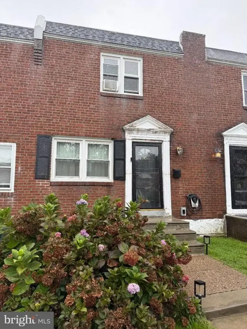 206 Overlook Rd, PHILADELPHIA