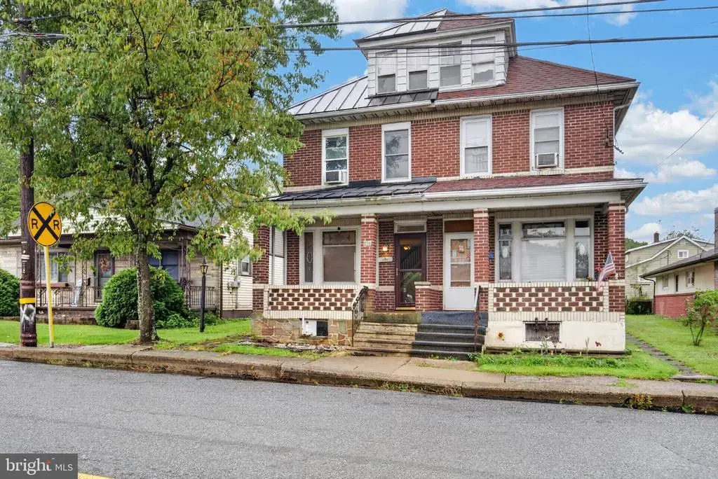 606 E Blaine St, MCADOO