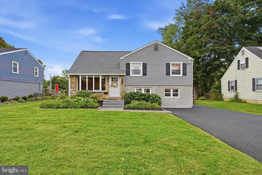 1312 Bradford Rd, ORELAND